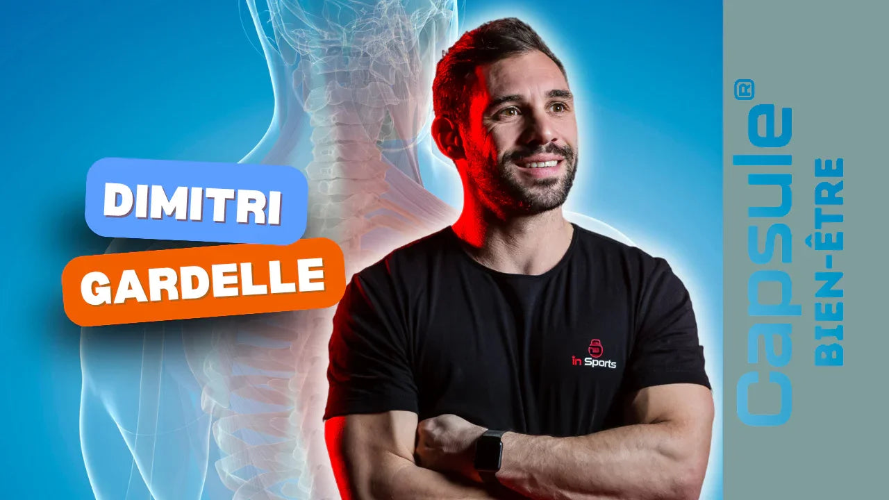 Portrait d’un homme souriant en t-shirt noir, fond radiographie du dos, logo Capsule Bien-être.