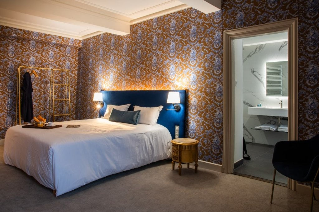 Junior Suite (40m²), Vue Pyrénées/Jardins/ lac