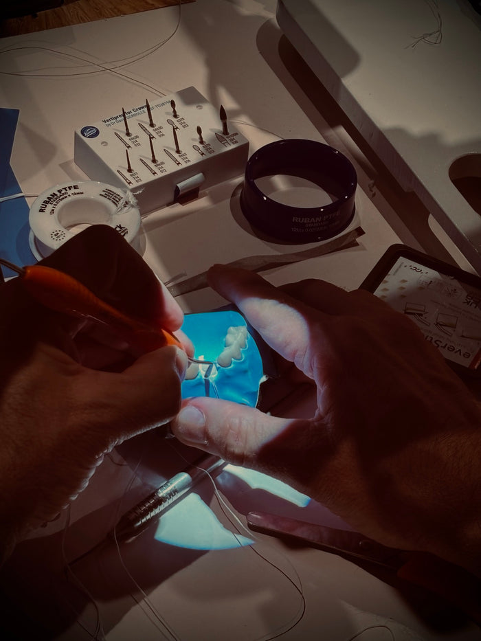 Travaux pratiques sur modèle avec le kit de fraises Vertiprep et les fibres de renfort